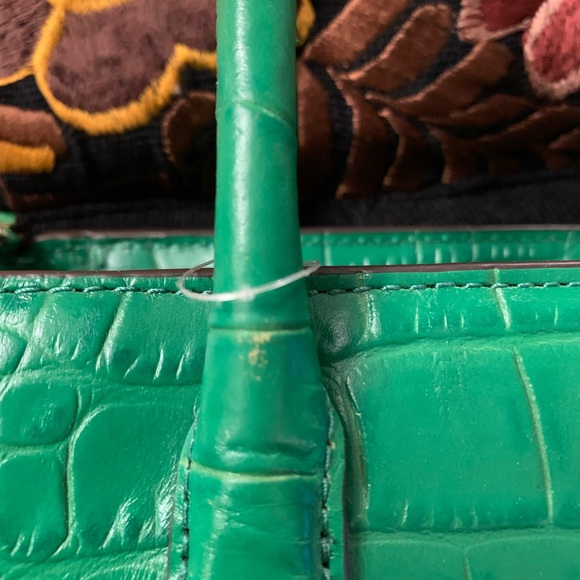 NWOT Kate Spade Lucia Croc Embossed Medium Satchel - Picture 5 of 9